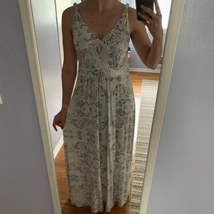 Aventura Maxi Dress with sweetheart neckline